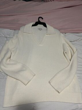 RW&CO. Cream Ribbed V-Neck Collared Sweater